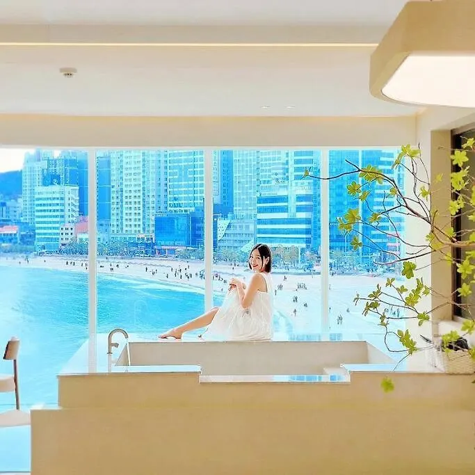 The First Gwangan Apartment Busan